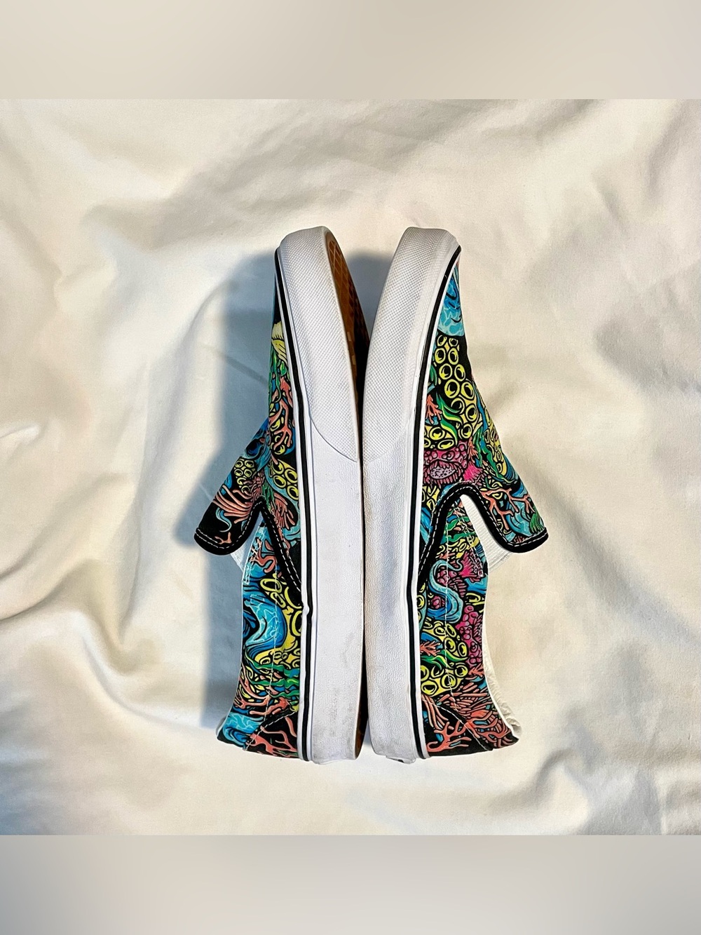 Classic Vans Underwater Octopus Shoes - Mens Size 8.5 - Slip-On Sneakers - Picture 5 of 8